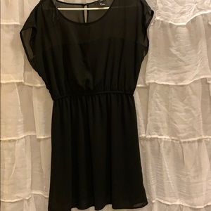 Short black FOREVER 21 dress